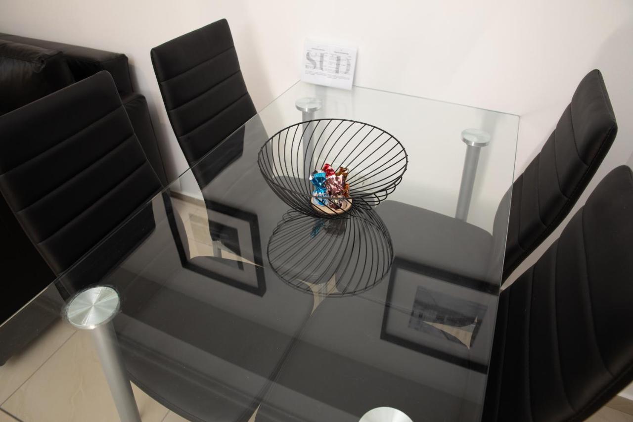 Nobel: Premium Two-Room Apartment In Bucharest'S City Center! エクステリア 写真